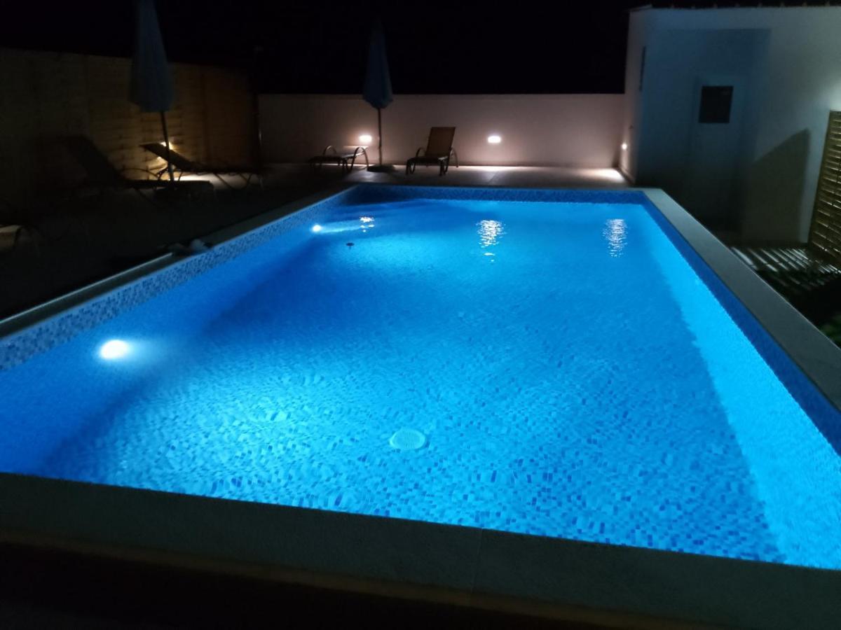 Apartman Debora Sa Privatnim Bazenom Pula Luaran gambar