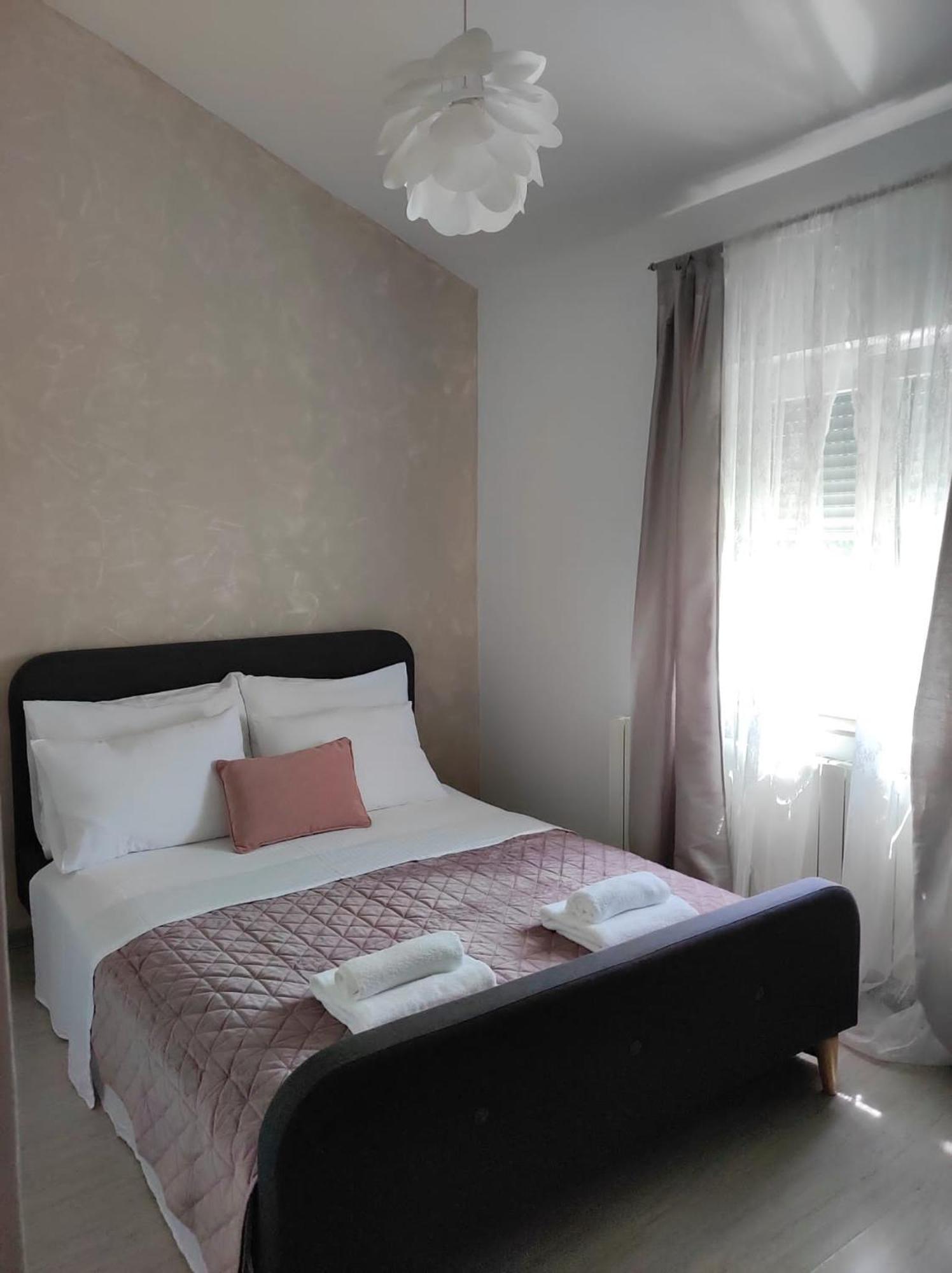 Apartman Debora Sa Privatnim Bazenom Pula Luaran gambar